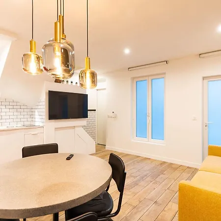 Town House Nation, Bastille, Ac By Lcc Agency * Paris