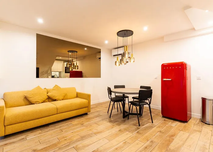 Town House Nation, Bastille, Ac By Lcc Agency Дом отдыха