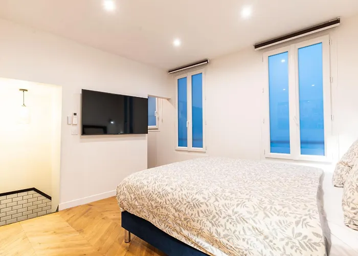 Дом отдыха Town House Nation, Bastille, Ac By Lcc Agency