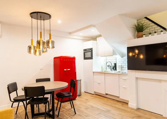 Дом отдыха Town House Nation, Bastille, Ac By Lcc Agency *